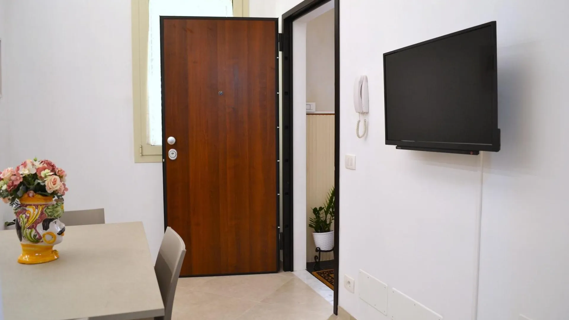 La Donzella - Centro Storico Scicli Apartment