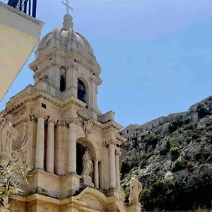 Holiday home Intown - Dammuso In Pieno Centro Storico, Scicli
